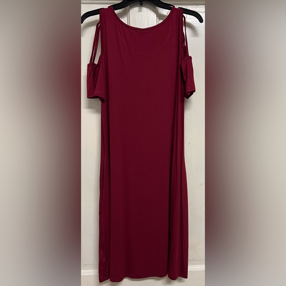 New with tag; Never worn; Size Medium - Picture 2 of 2